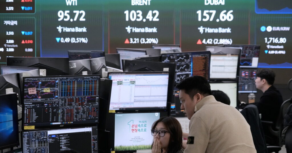 Currency exchange rates 2026 showing foreign money conversion and exchange rate information.
